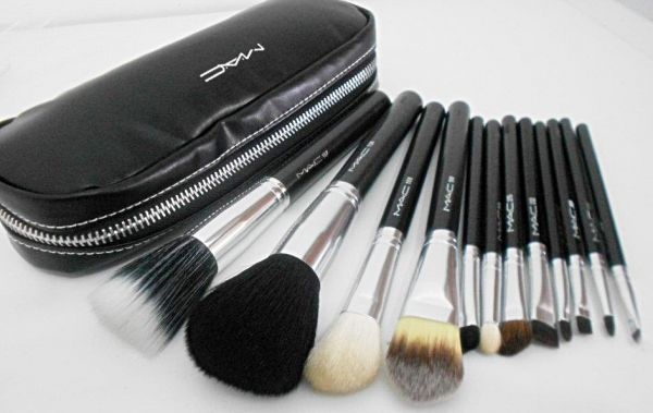 Kit Com 12 Pincéis Réplica MAC